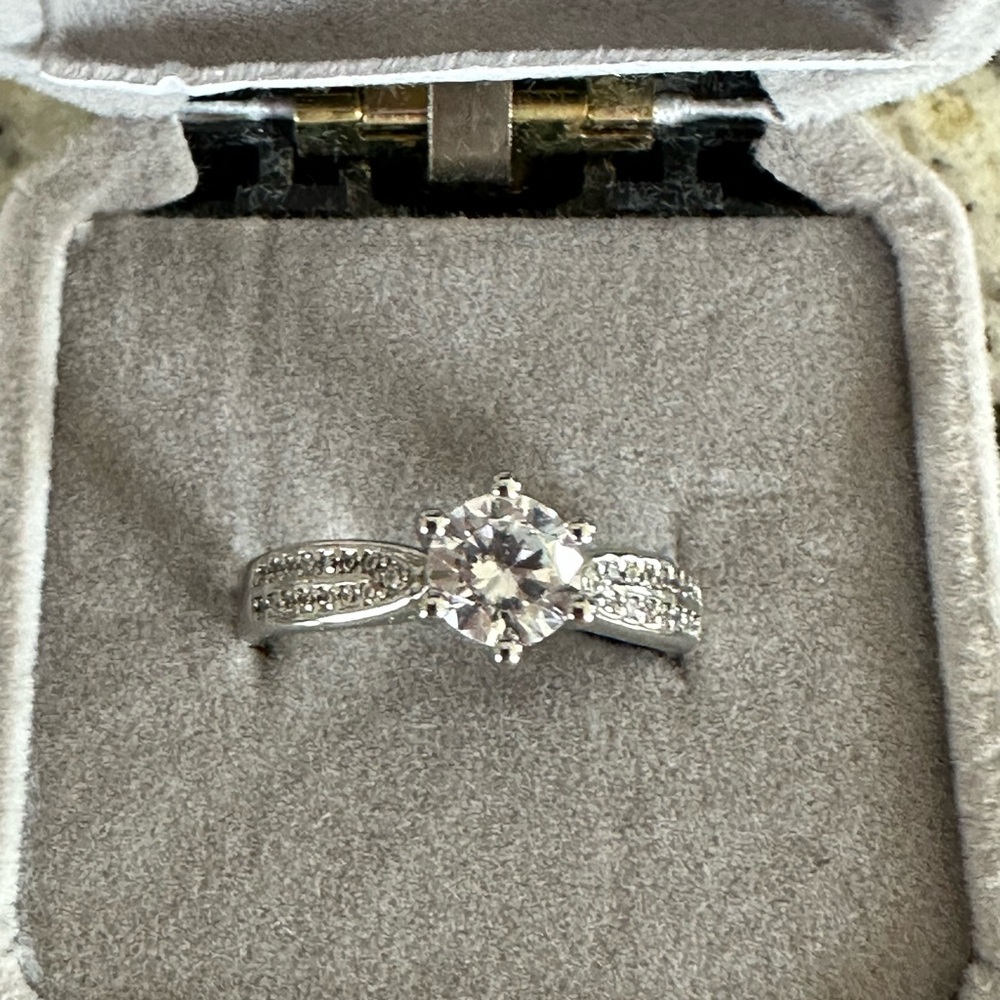 Ring